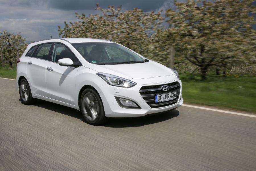  Hyundai i30 Wagon 2015 года  (фото 24 из 25)